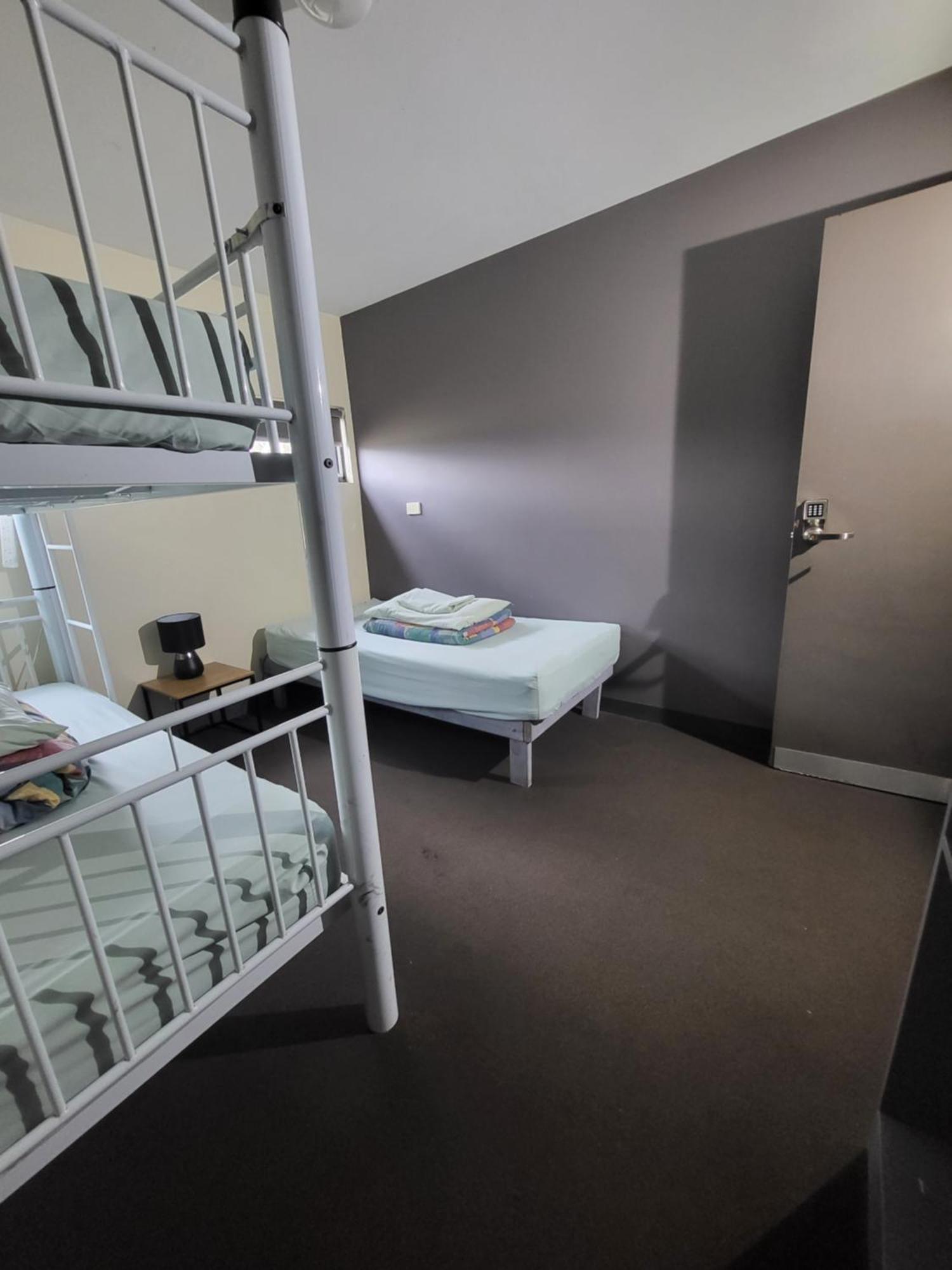 Swansea Backpacker Lodge الغرفة الصورة