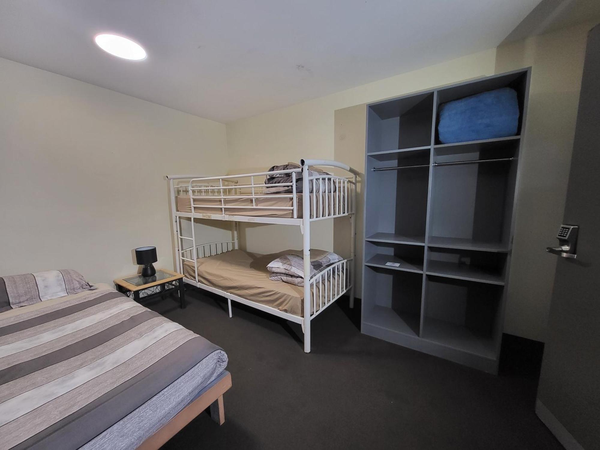 Swansea Backpacker Lodge الغرفة الصورة