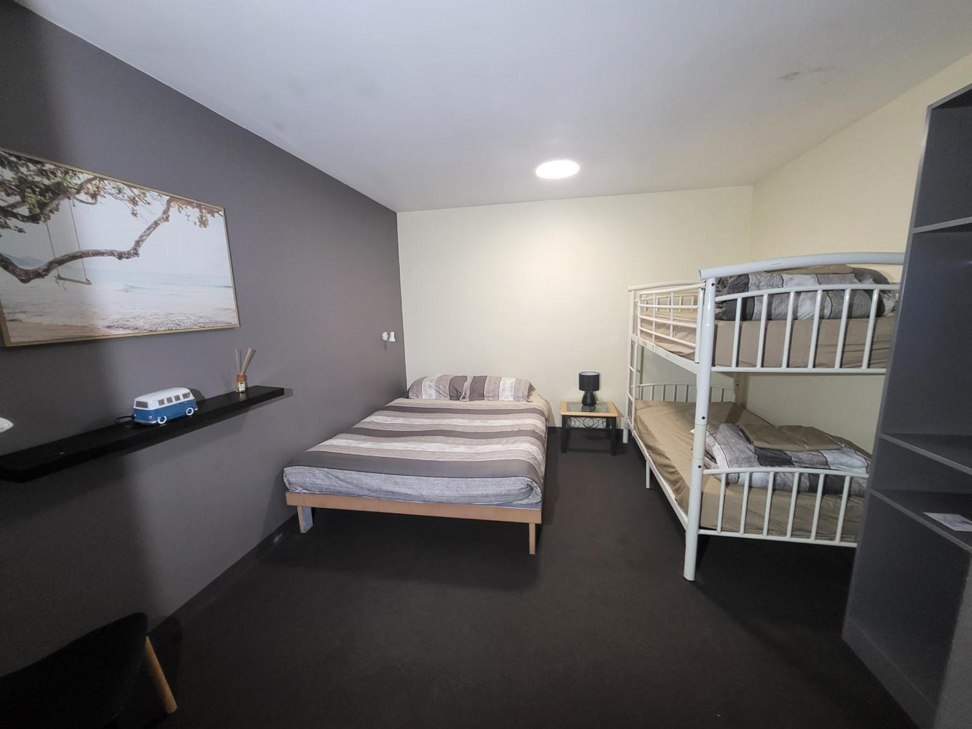 Swansea Backpacker Lodge الغرفة الصورة